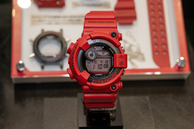 G shock frogman red hot sale